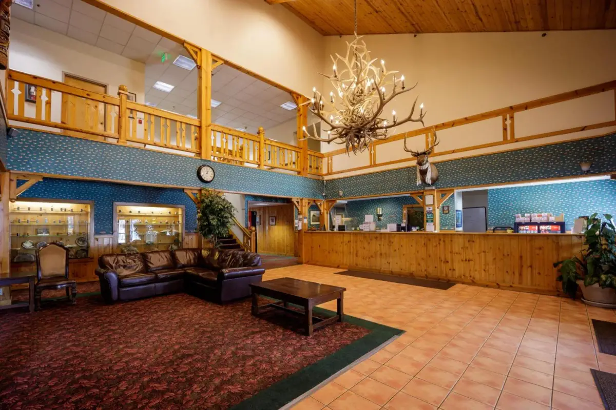 The Summit Inn Main image